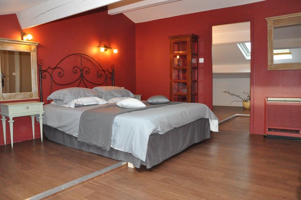 Le Lac De Crivito Bed & Breakfast Caraman Phòng bức ảnh