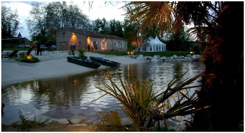 Le Lac De Crivito Bed & Breakfast Caraman Ngoại thất bức ảnh